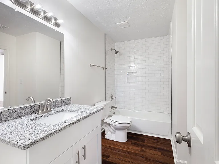 330H Winding River Dr NE — Photo 24