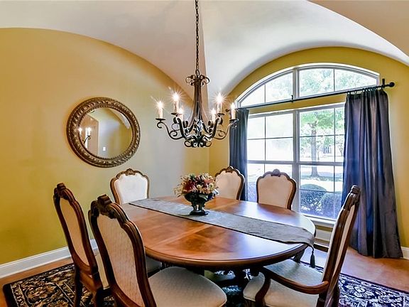 Cathedral ceiling in formal dining room is gorgeous!