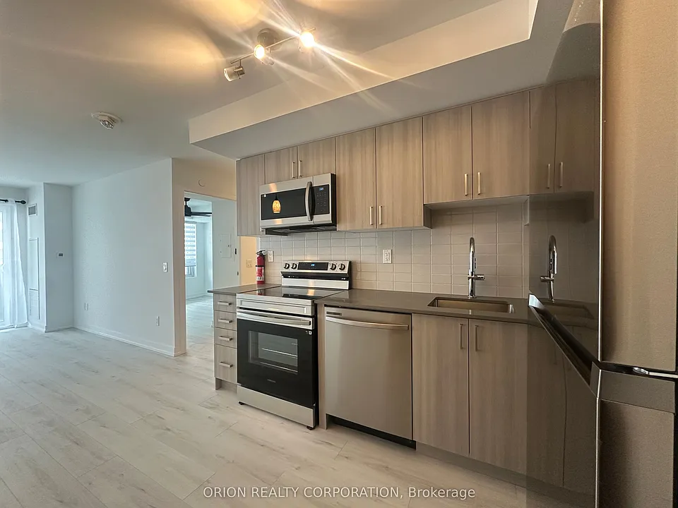 1435 Celebration Dr #1606