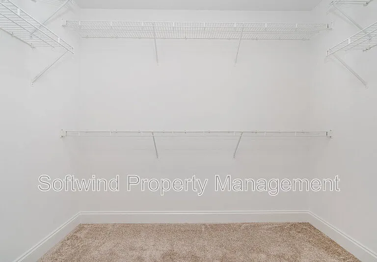 1803 Red Bird Cir SE — Photo 12