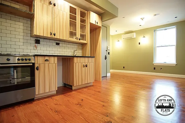 Rented by Lofts and Flats LLC | media 11