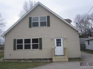 6669 Summerfield Rd, Temperance, MI 48182