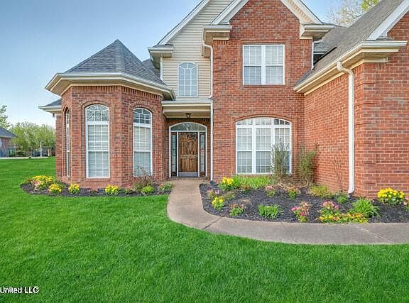 4th image of 9480 Miranda Dr