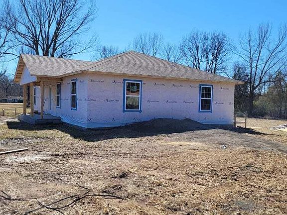 2nd image of 168 Private Road 2571