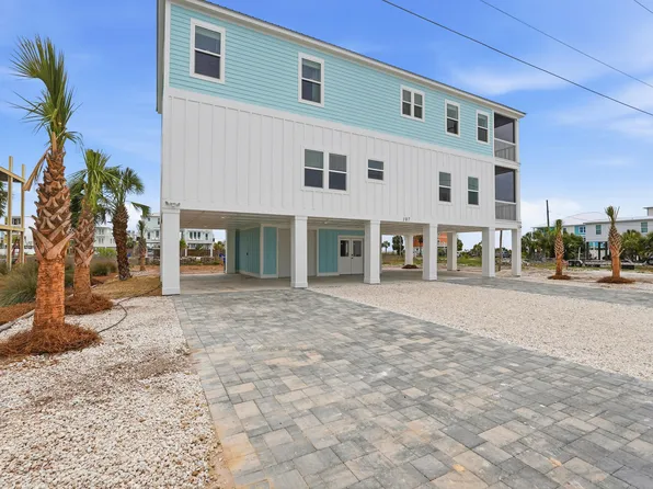 107 Circle Dr, Mexico Beach, FL 32456