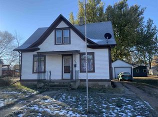 117 E Main St, Irene, SD 57037