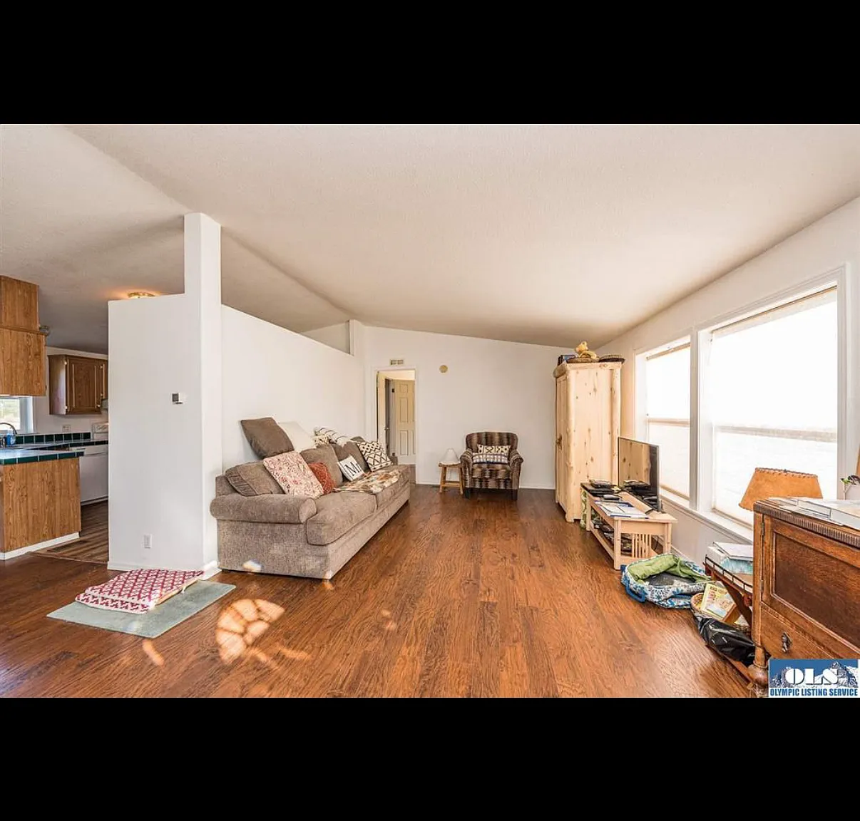 4 bed, 1782 sqft, $3,250 — Photo 2