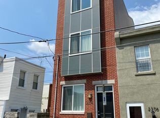 2304 Mercer St, Philadelphia, PA 19125
