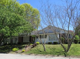 2001 Harrison St, Quincy, IL 62301