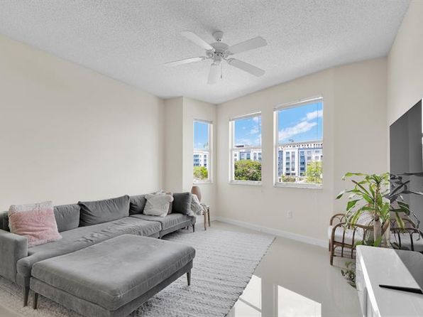 533 NE 3rd Ave APT 432