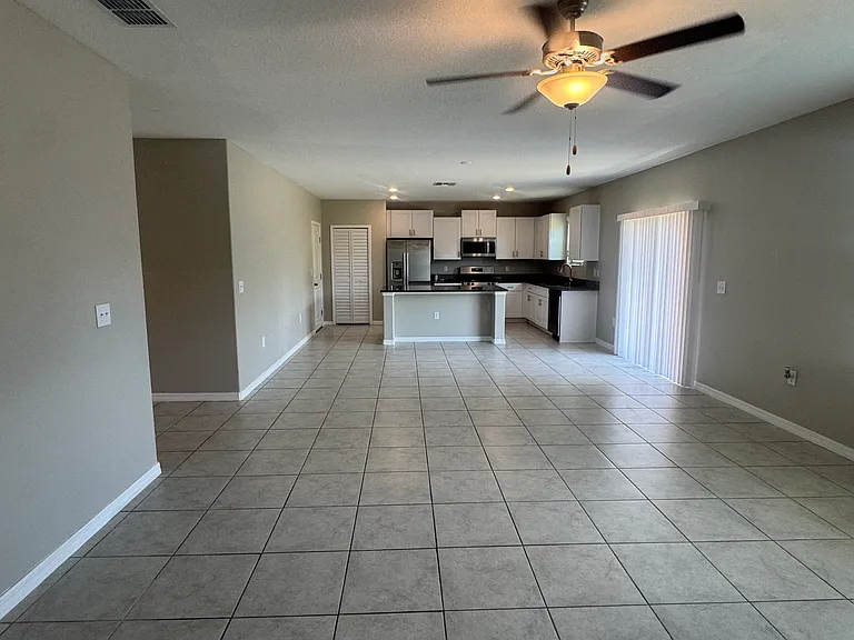 5415 Amaryllis Garden St — Photo 19