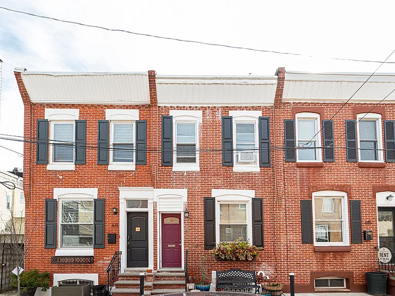 613 S Taney St — Photo 25