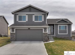 8341 Sheffield St, Omaha, NE 68122