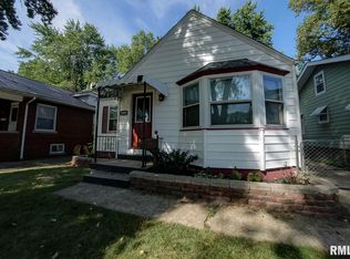 1909 S College St, Springfield, IL 62704