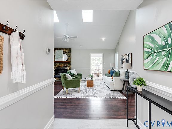 4th image of 4330 Dunraven Rd