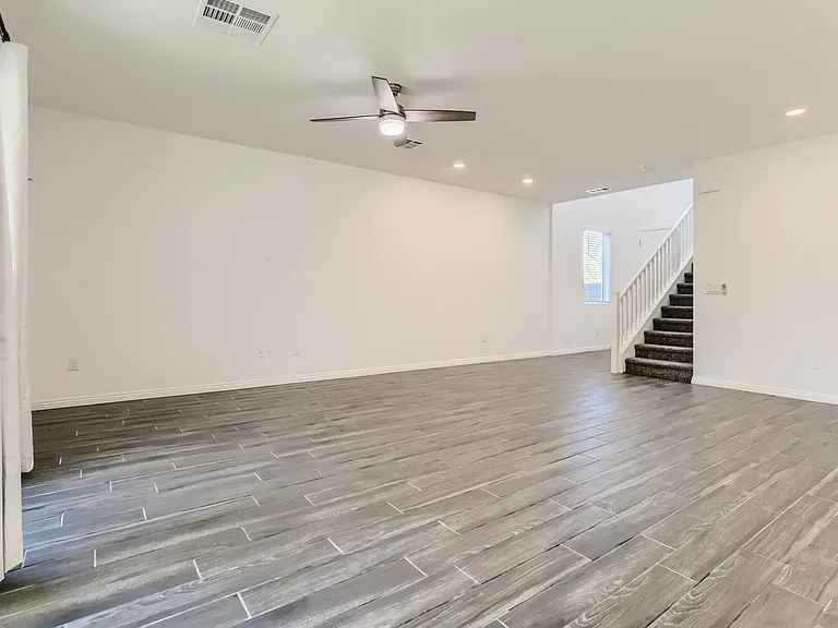 4208 Bayley Skye Ave — Photo 7