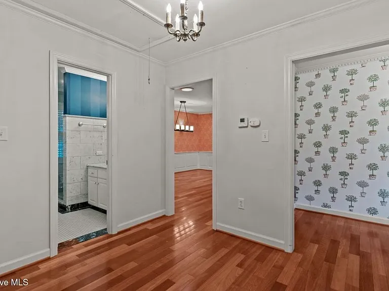 503 Scotland Ave — Photo 30