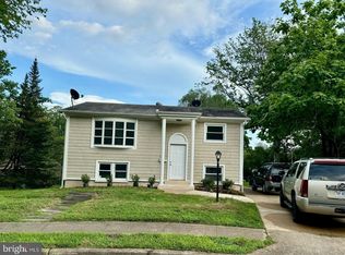 13919 Gum Ln, Woodbridge, VA 22193