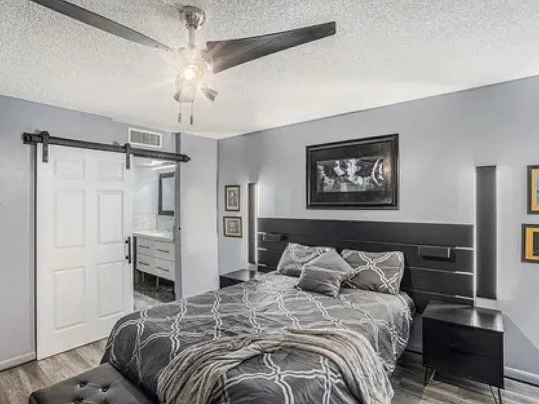 2614 Cove Cay Dr #308 — Photo 14