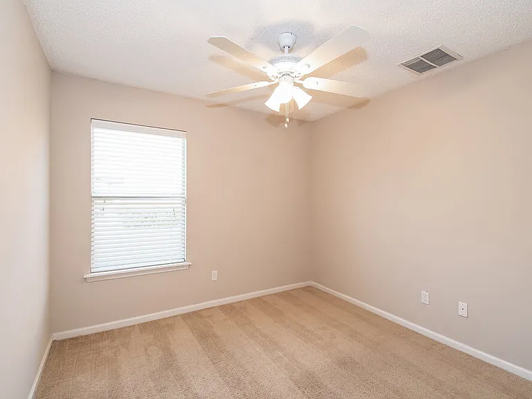13450 Teddington Ln — Photo 13