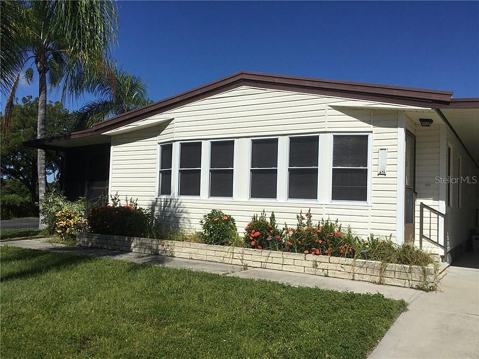 1st image of 744 Riverview Cir