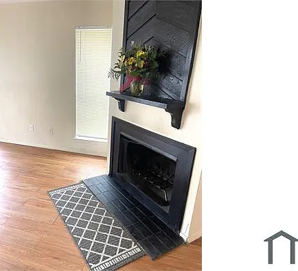 1902 W Loop #A — Photo 17