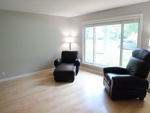 4th image of 3807 Port Royal Dr