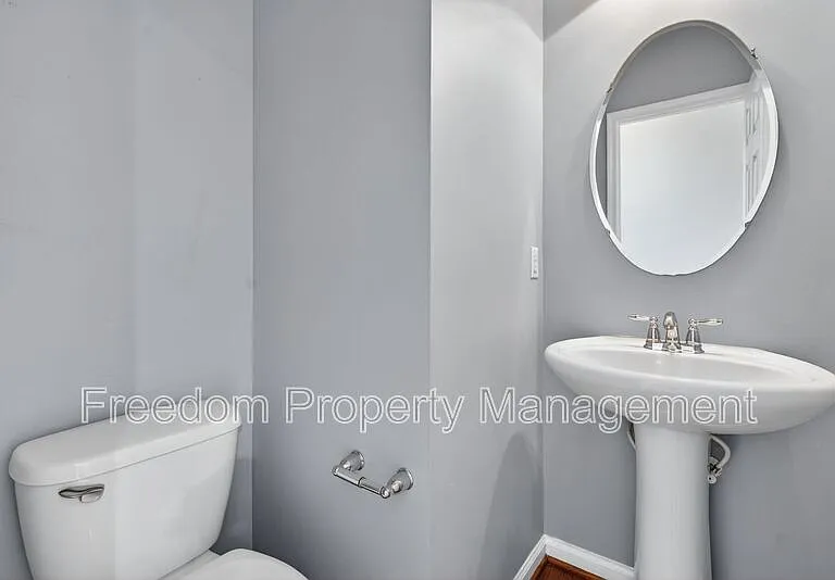 7629 Hamelin Ln — Photo 23