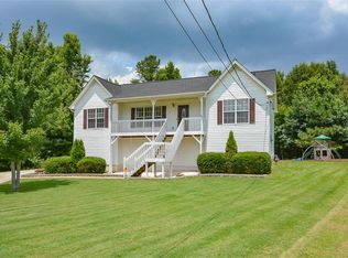 54 Blackwood Dr, Dallas, GA 30157