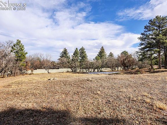 5th image of 32 Penrose Ln