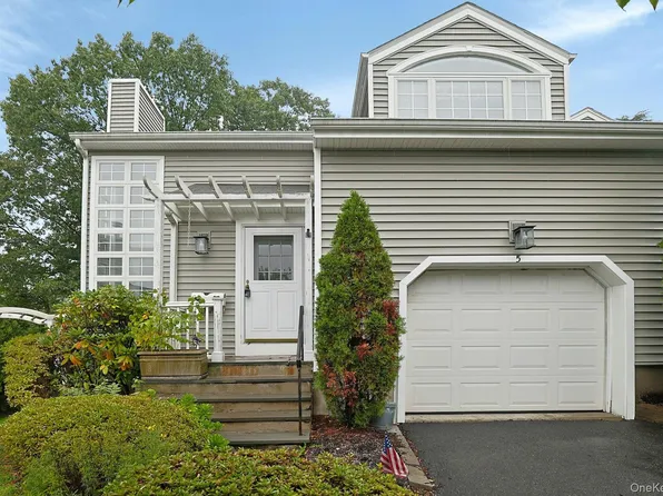 5 Pinewood Drive, White Plains, NY 10603