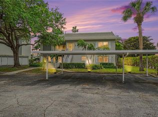 215 Cypress Way E APT E2, Naples, FL 34110