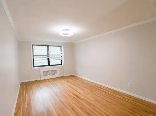 138-18 28th Road image 10 of 12