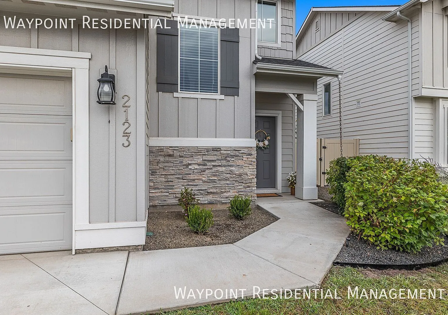Cheerful Meridian Home With A Spacious Backyard, Open Park Setting & Flexible Loft — Photo 2