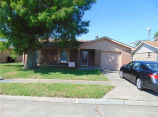 7620 Inlet Ln, New Orleans, LA 70128