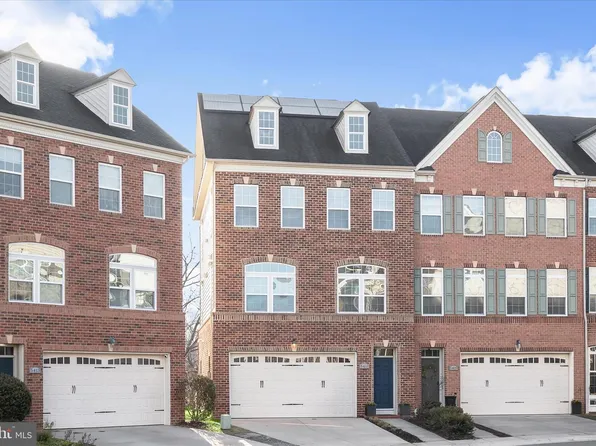 5411 Stream Bank Ln, Greenbelt, MD 20770