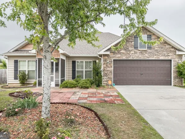 103 Savannah Ln, Bonaire, GA 31005