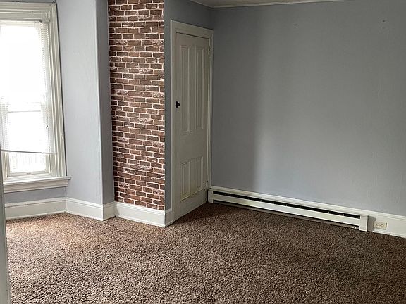 5th image of 115 Main St APT 3