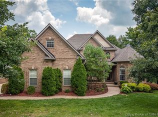 4002 Marquette Dr, Floyds Knobs, IN 47119