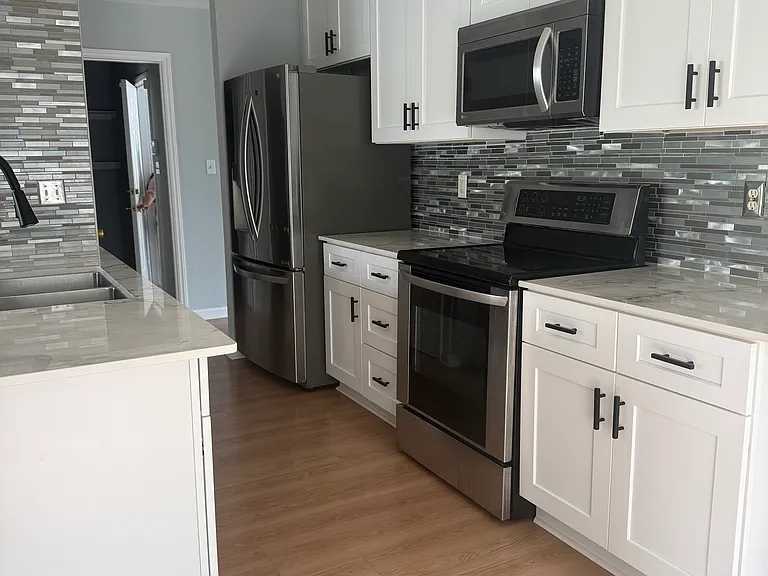 908 Northwood Hills Ave — Photo 18