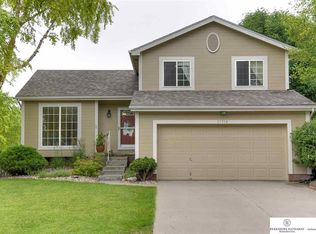 17714 K St, Omaha, NE 68135