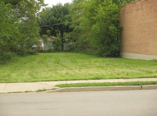 736 E Saint Charles Rd, Lombard, IL 60148