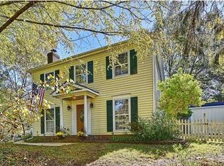 1207 Somersby Ln, Matthews, NC 28105