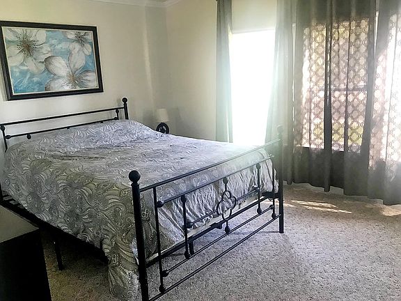 5th image of 4402 San Lucian Ln #4402