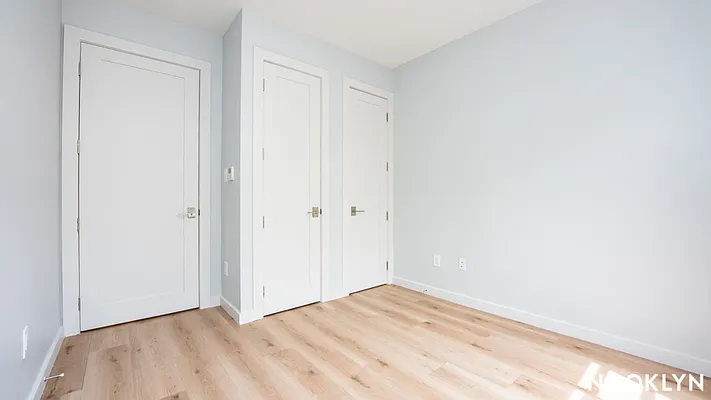 Rented by Nooklyn NYC LLC | media 4