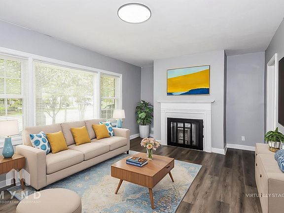 3rd image of 2313 Eastway Rd