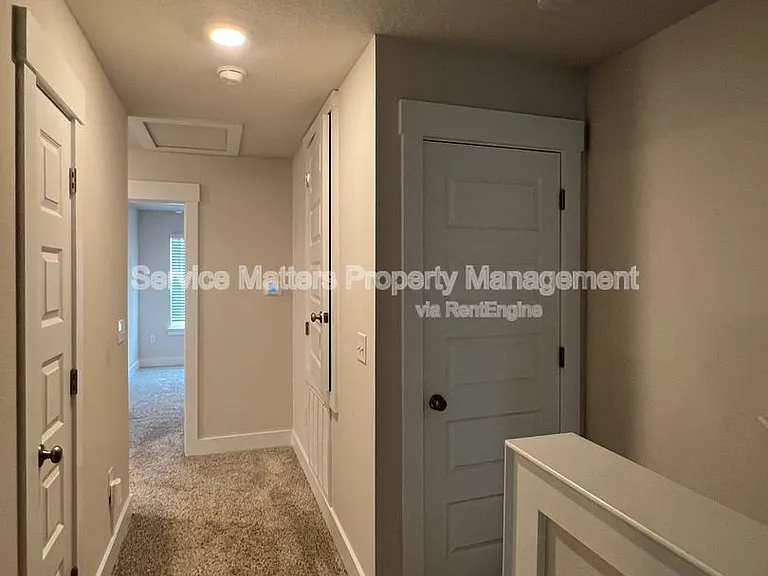 1615 Iroquois Ct — Photo 16
