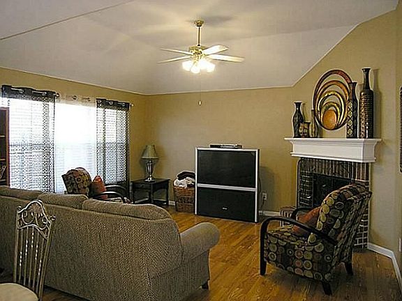 4th image of 6749 Bear Hollow Ct