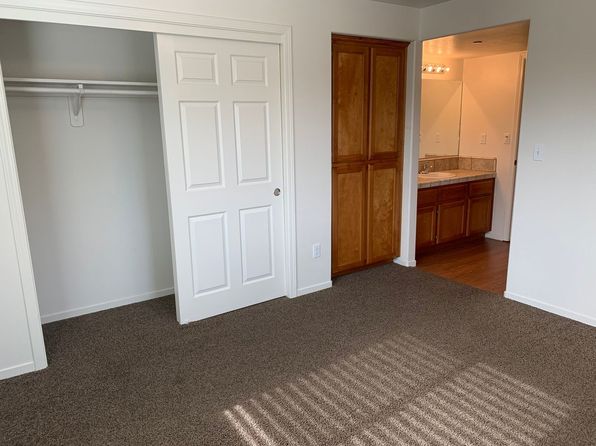 2921-2931 N Crowe Ct #2921