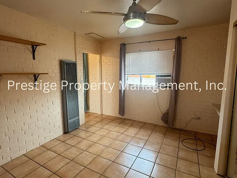 3431 E Cody St #A-E — Photo 10